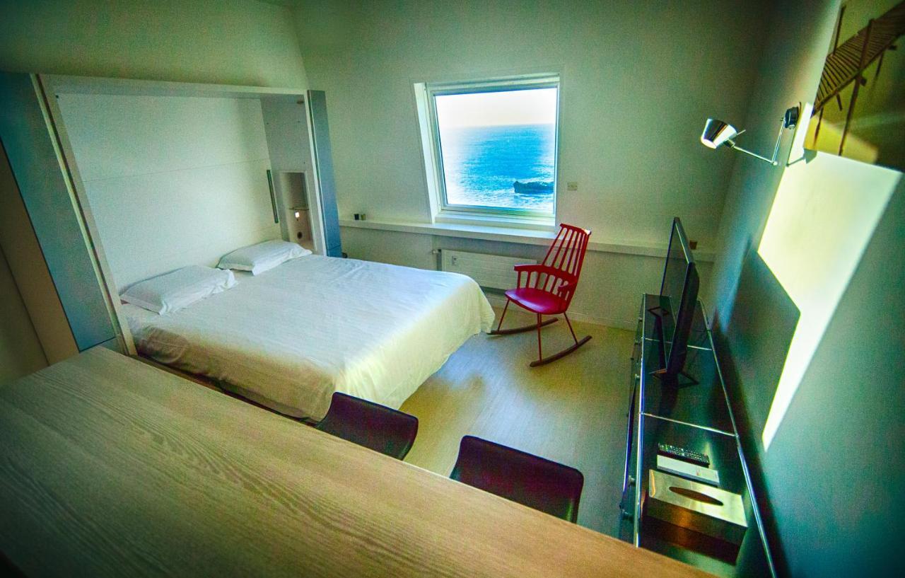 Les Echappees Belles - Du Phare Apartment *